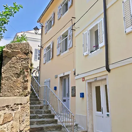 Apartma Old-town & Romeo