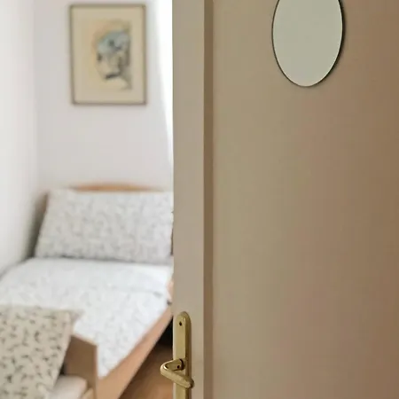 Apartma Old-town & Romeo